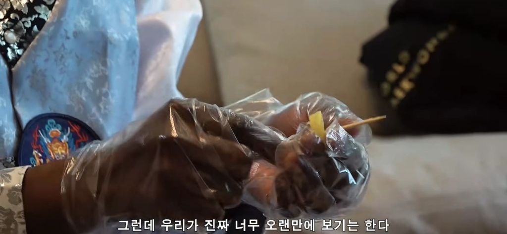 파트리샤랑-흑인-동생-사이-은근-견제하는-조나단-42-이미지