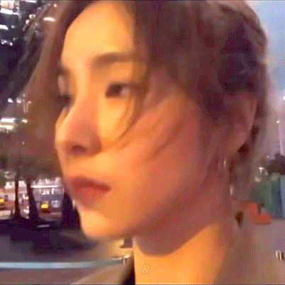 퇴근후-강변데이트-체감-신세경.gif-1-이미지