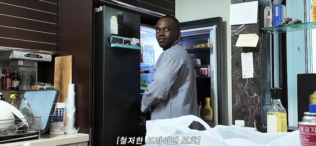 파트리샤랑-흑인-동생-사이-은근-견제하는-조나단-12-이미지