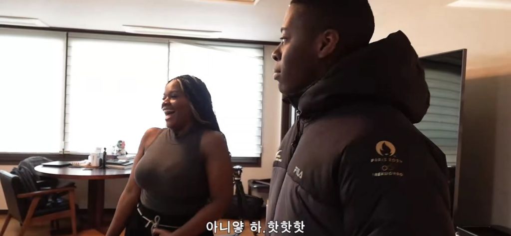 파트리샤랑-흑인-동생-사이-은근-견제하는-조나단-4-이미지