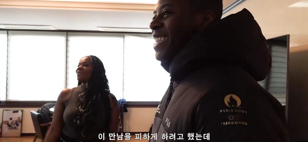 파트리샤랑-흑인-동생-사이-은근-견제하는-조나단-6-이미지