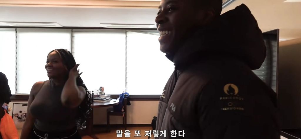 파트리샤랑-흑인-동생-사이-은근-견제하는-조나단-5-이미지