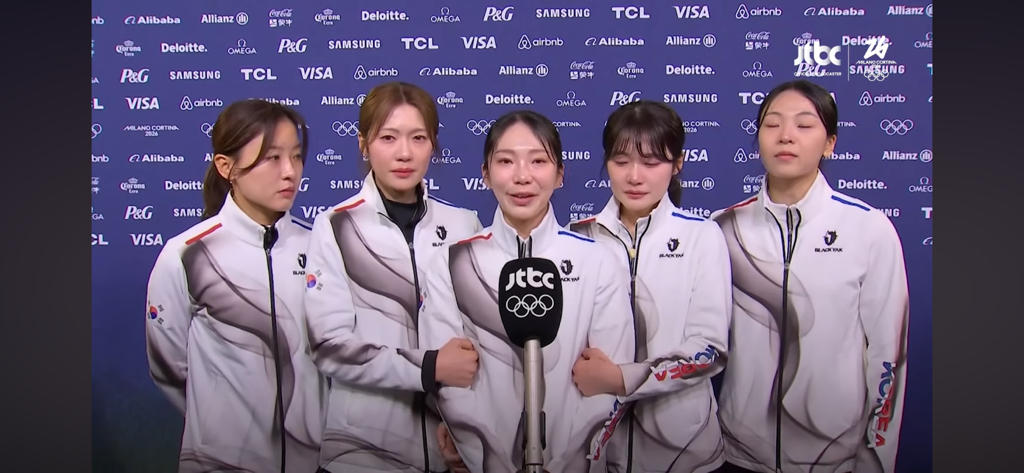 아쉽게-4강-진출-실패-후-펑펑-울면서-인터뷰하는-컬링-팀-5G-ㅠㅠ-4-이미지