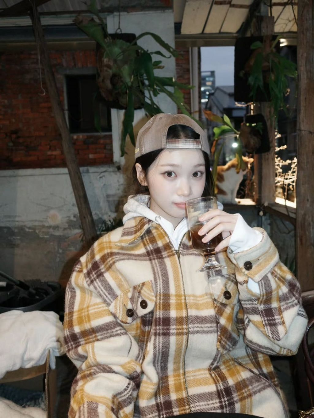 주관)-현-여돌-중-매력-1황인-르세라핌-김채원-1-이미지