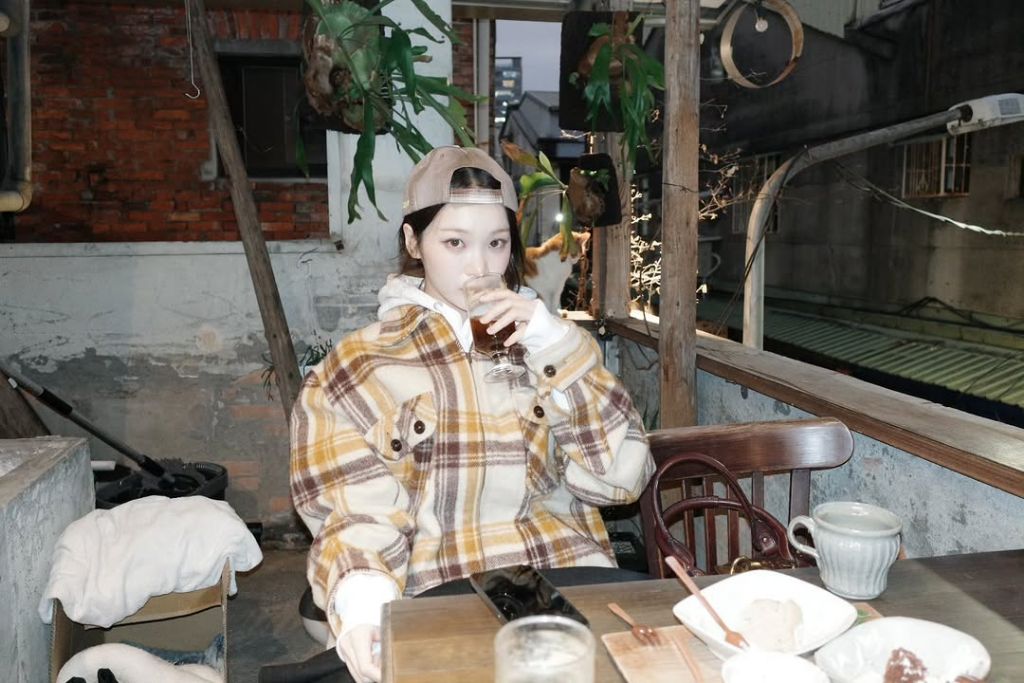 주관)-현-여돌-중-매력-1황인-르세라핌-김채원-0-이미지