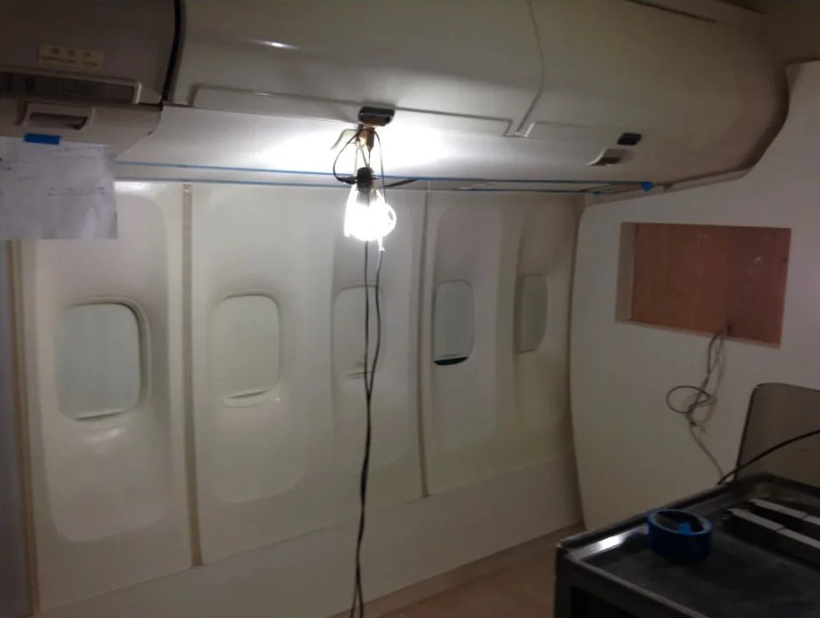 일본,-비행기가-좋아서-집에-실내를-재현해놓은-오타쿠-3-이미지