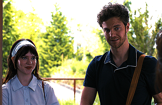 남친-지인-집에-놀러갔는데-지인이-날-강간하려-하길래-죽여버렸는데-남친-반응이...gif-2-이미지