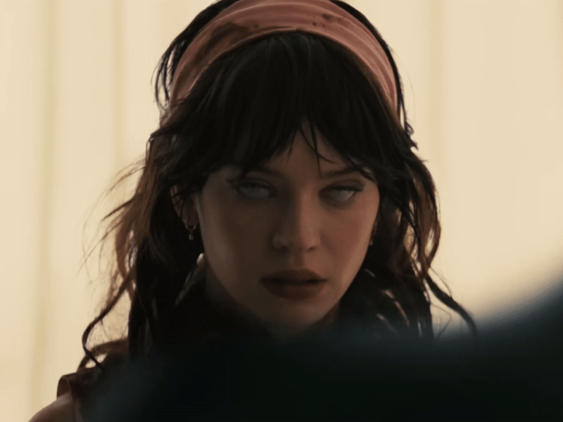 남친-지인-집에-놀러갔는데-지인이-날-강간하려-하길래-죽여버렸는데-남친-반응이...gif-11-이미지