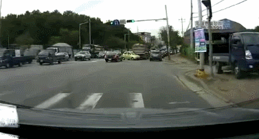 초보운전-유턴.gif-1-이미지