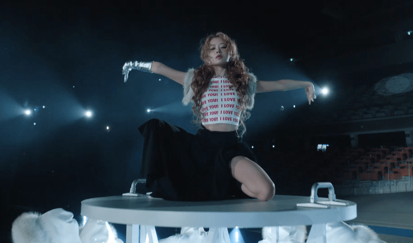 IVE-아이브-정규2집-타이틀곡-'BLACKHOLE'-티저-4-이미지