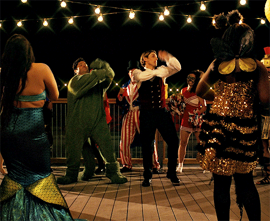 남친-지인-집에-놀러갔는데-지인이-날-강간하려-하길래-죽여버렸는데-남친-반응이...gif-34-이미지