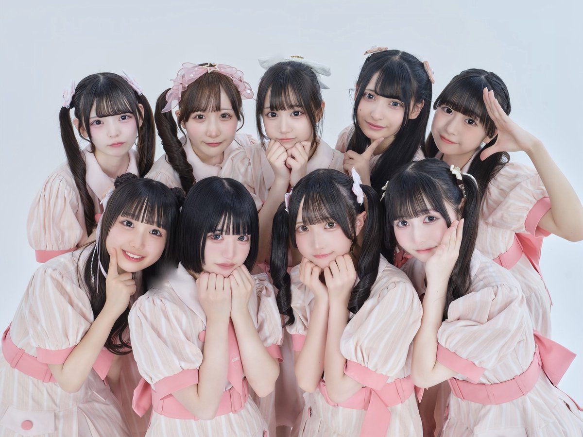 혼자-영화보려-왔다며-올린-사진에-남친도-찍혀서-탈퇴당한-일본-걸그룹-멤버-2-이미지