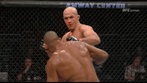 잠깐-동안-인류-최강이었던-것-같은-파이터-4-이미지