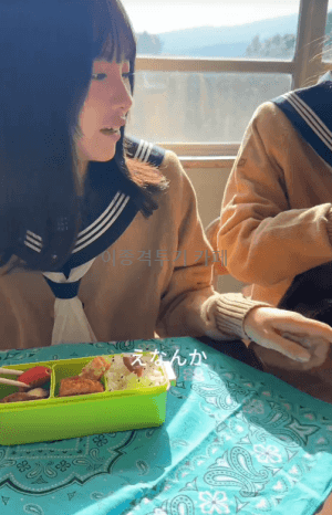 엄마의-사랑이-과하게-들어간-삼각김밥-0-이미지