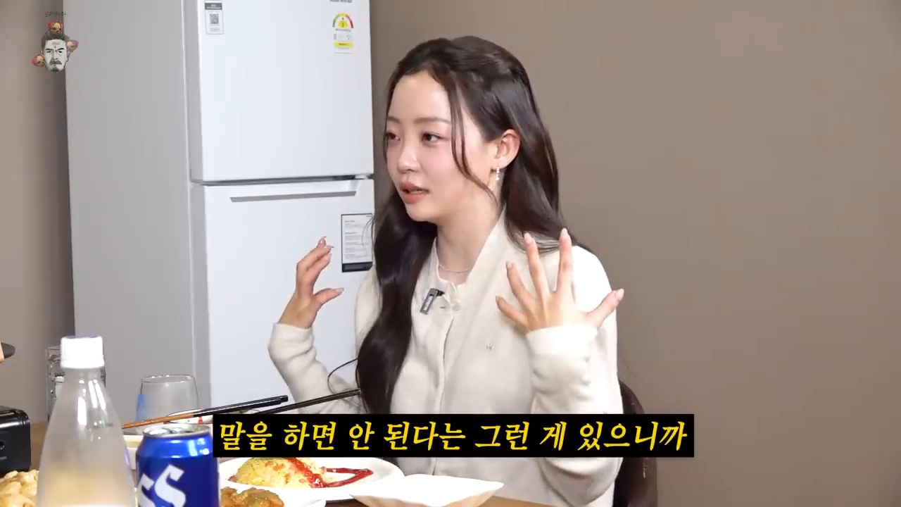 환승연애-촬영-이틀차에-대부분의-커플을-유추했다는-민경-11-이미지