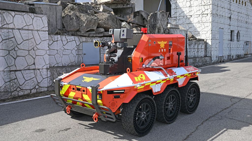 현대차그룹,-소방청에-무인소방로봇-기증-4-이미지