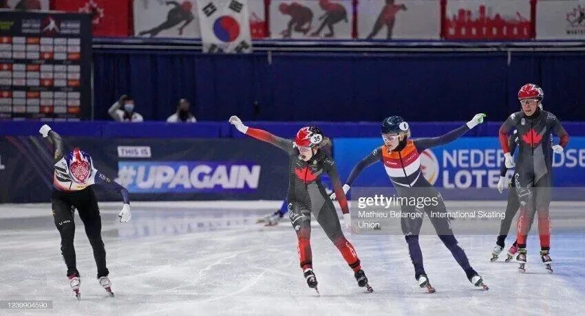 최민정-막판-스퍼트-보고-진심으로-멘붕하는-상대선수들.gif-2-이미지