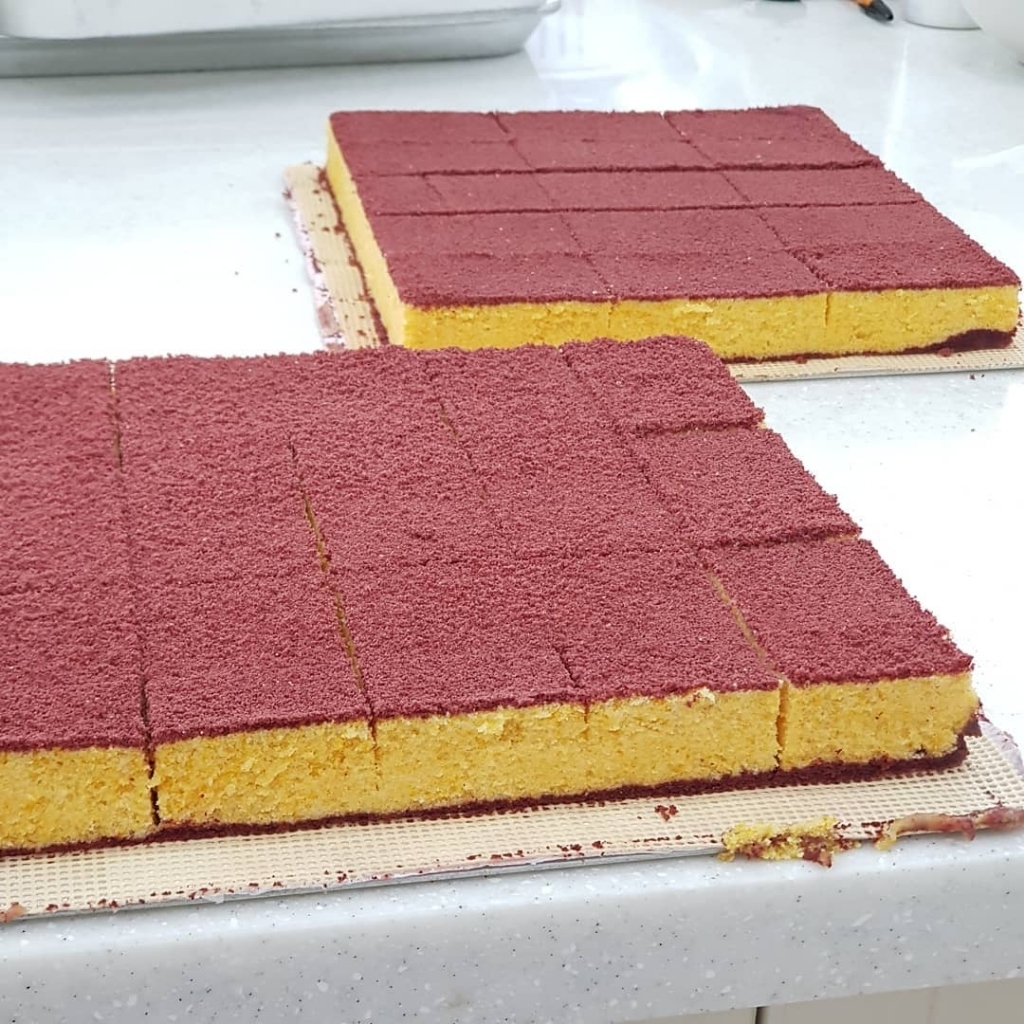 빵과-떡을-합쳐버린-카스테라설기........jpg-0-이미지