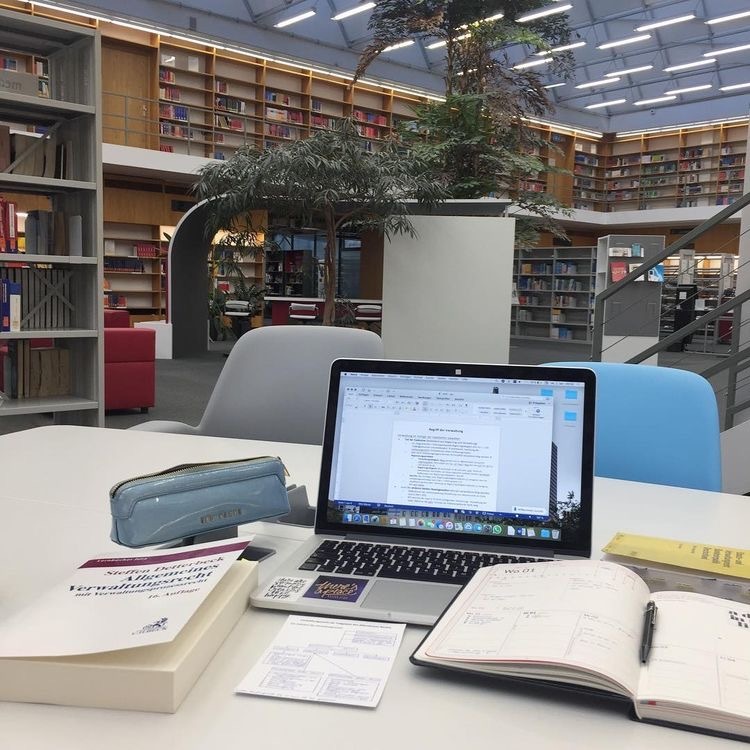 지금-나에게-갑자기-재산-500억이-생긴다면-1-놀-거다-2-열심히-일할-거-다-3-공부할거다-7-이미지