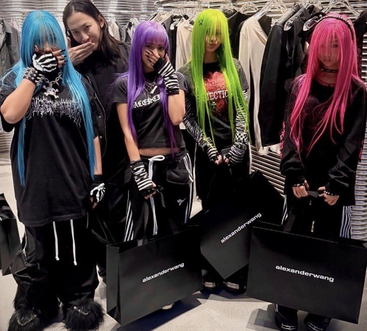 친구들과-외출한-킴-카다시안-딸-노스-웨스트-4-이미지