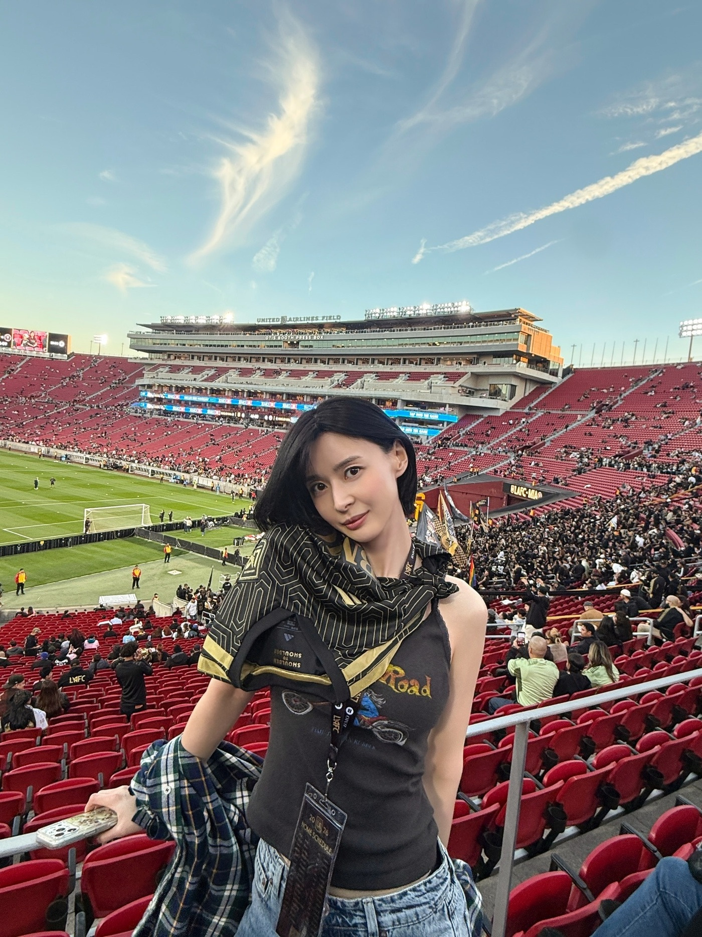 손흥민-경기보러간-권나라-1-이미지