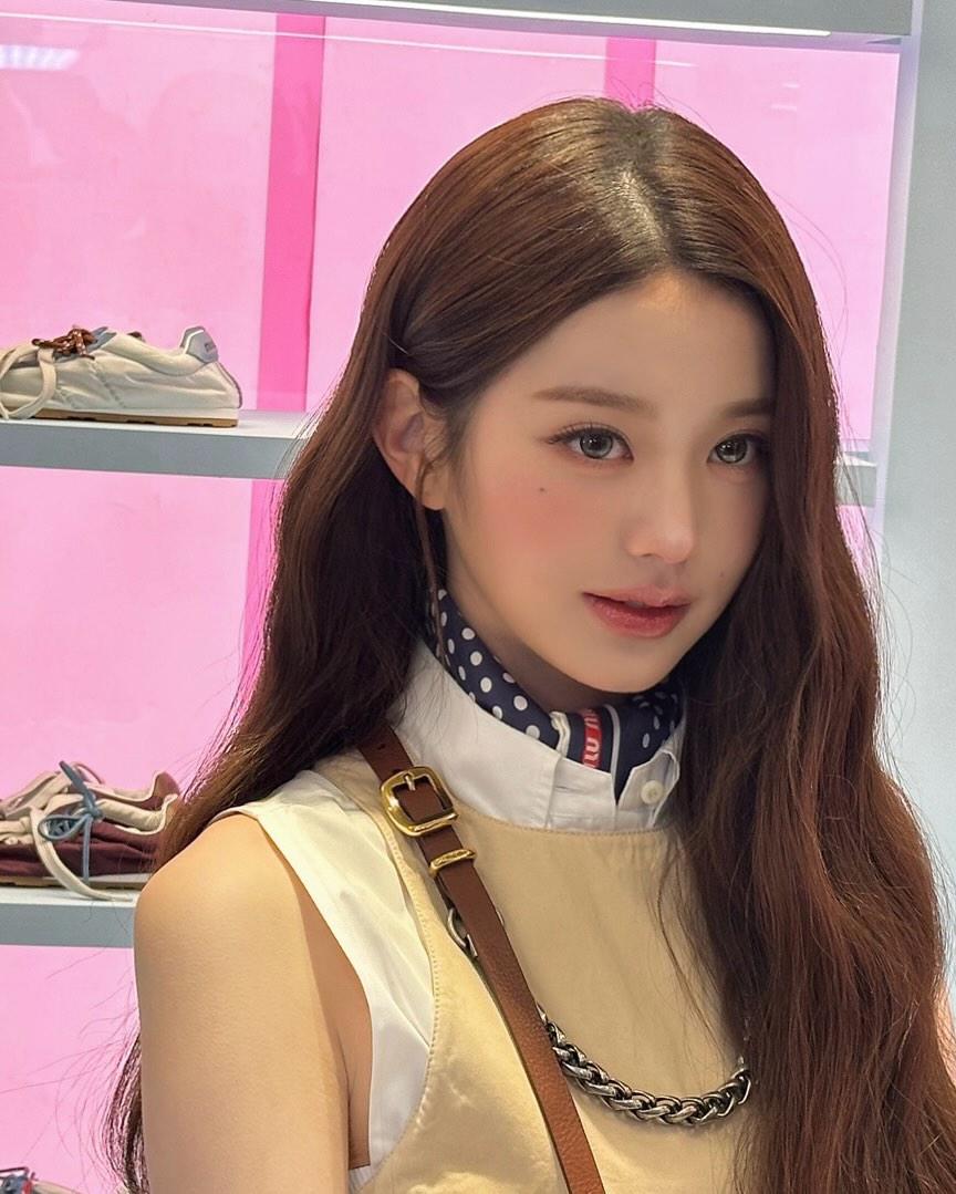 아이브-장원영-인스타-업뎃-1-이미지