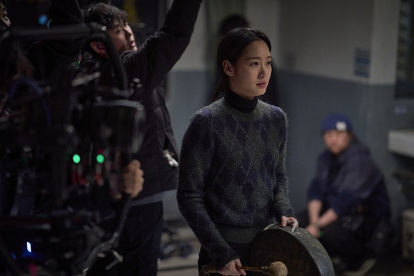 집중하고-몰입할-수-있다는게-신기한-영화-/-드라마-촬영현장.jpg-14-이미지