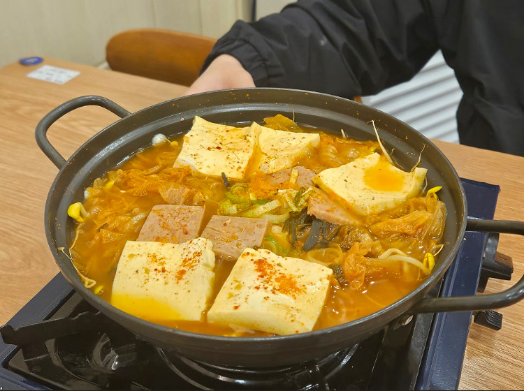 전주-시민이면-누구나-먹을-수-있다는-전주-함께라면.jpg-15-이미지