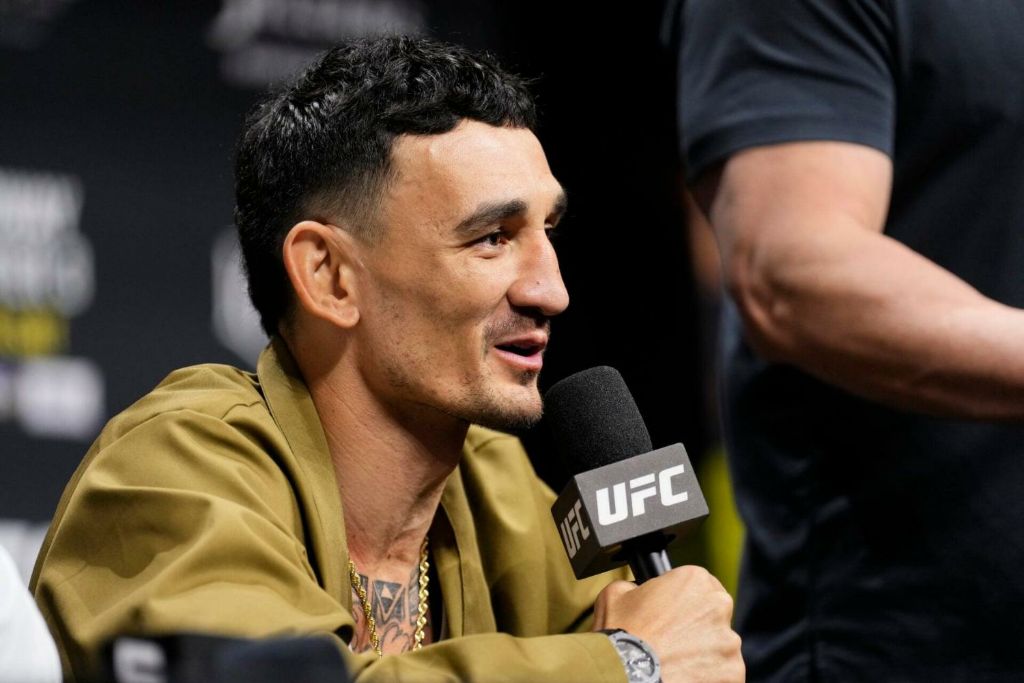 할로웨이랑-오말리를-콜아웃한-복서-1-이미지