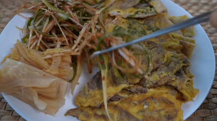 80만-한식유튜버의-요리짤.gif-10-이미지