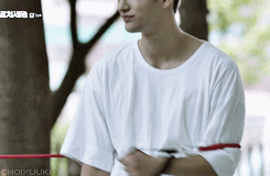 연애-시작-후-연상-여친-이뻐서-주체안되는-연하.gif-13-이미지