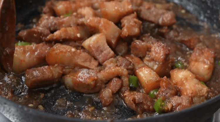 80만-한식유튜버의-요리짤.gif-17-이미지