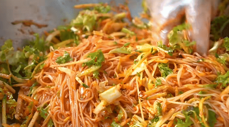 80만-한식유튜버의-요리짤.gif-19-이미지