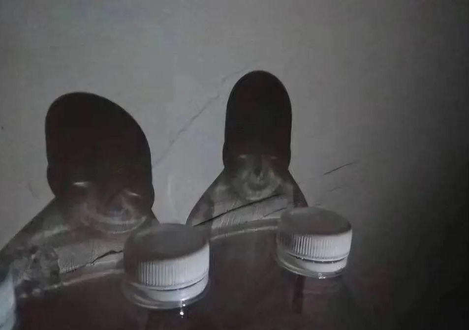 밤에-물-마시러-갔다가-0-이미지