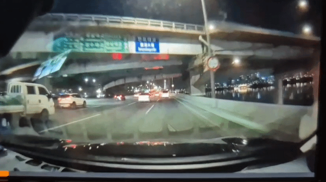 반포대교에서-포르쉐-추락-0-이미지