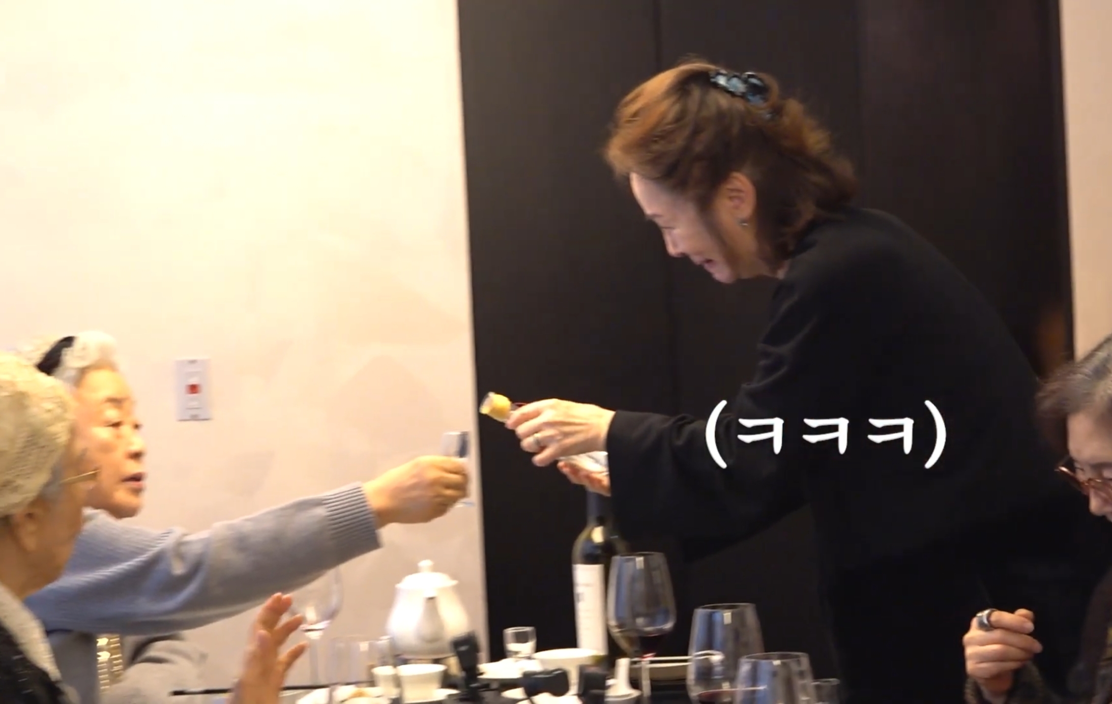 막내가-술-한잔씩-올리겠습니다-13-이미지