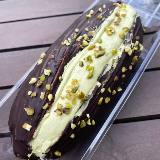 뚜레쥬르-피스타치오-블랙번.-2-이미지