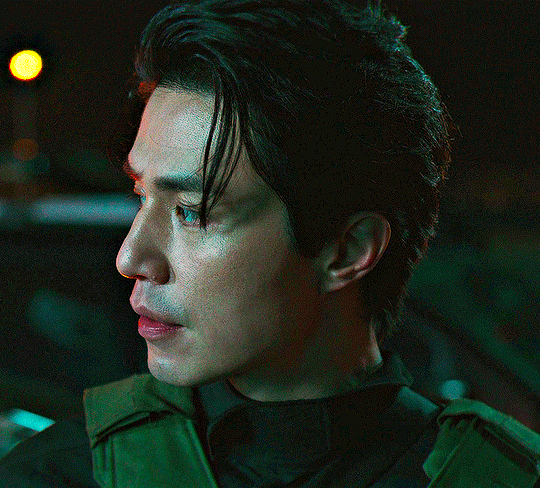 이동욱-인생캐라는-말이-많은-＜킬러들의-쇼핑몰＞-정진만.jpg-18-이미지