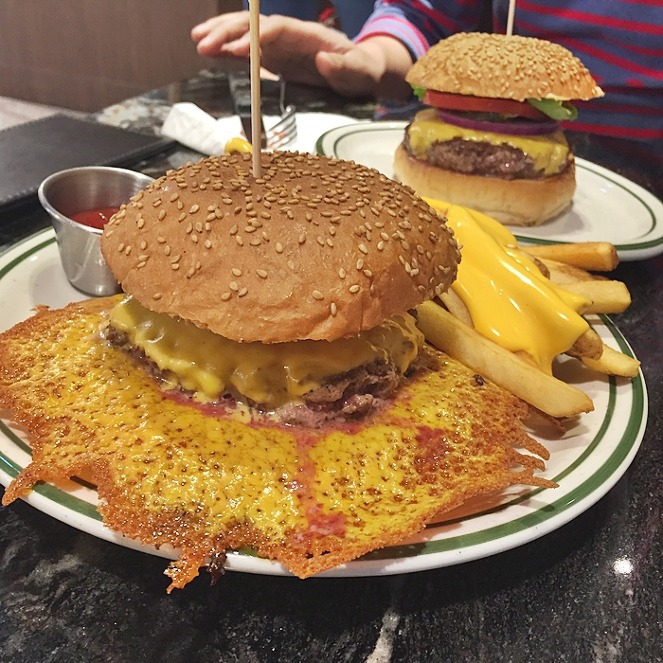 1년-내내-이것만-먹고-30억-받기-도전-한다-vs-안한다-1-이미지