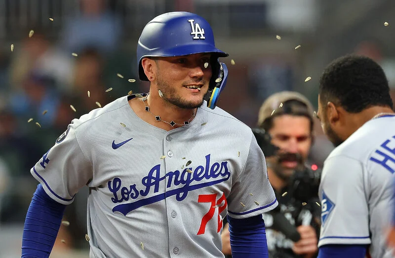 야구-온에어-중에-시강-쩌는-이정후-반클리프-목걸이-3-이미지