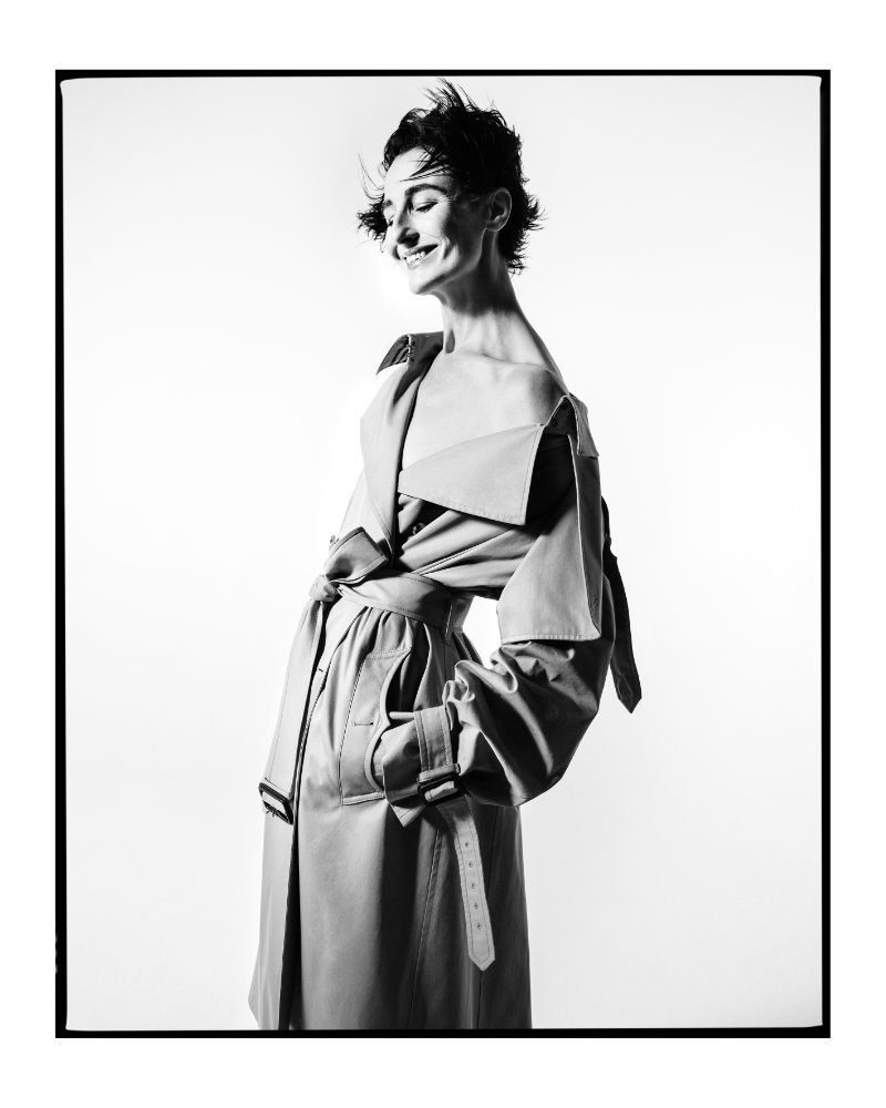 이상한-남자-보인다는-버버리-광고-16-이미지