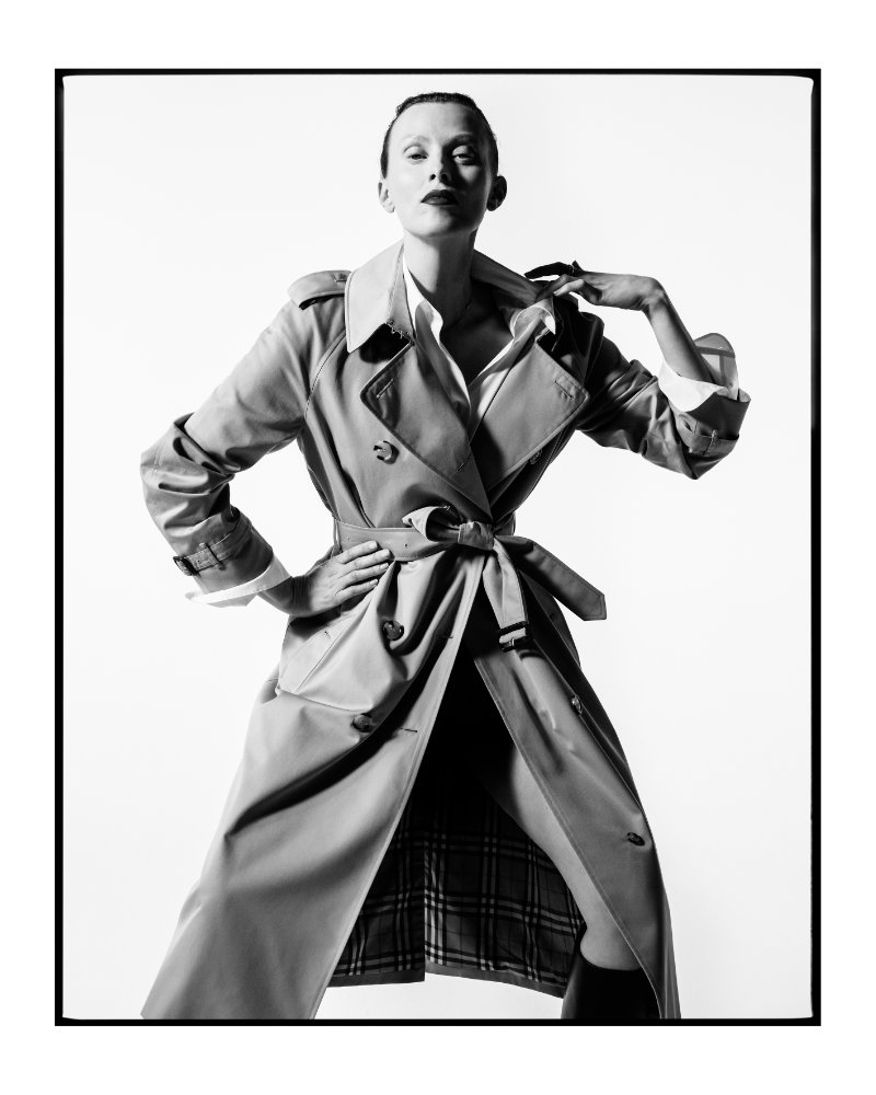 이상한-남자-보인다는-버버리-광고-19-이미지