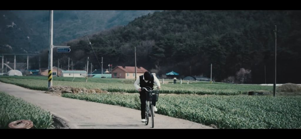 노래만-들어본-사람들은-충격받다는-밴드-뮤비-14-이미지