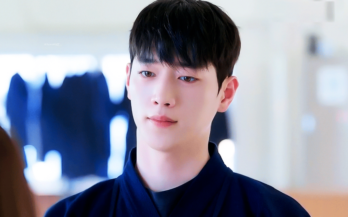 월간남친-검도부-선배-서강준.gif-6-이미지