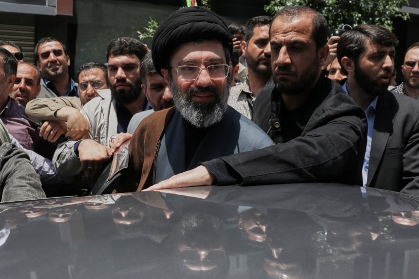 이란-새-최고지도자-모즈타바,-공습으로-부상...이란-국영-방송-보도-1-이미지