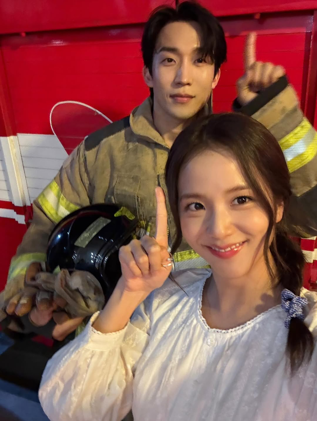 지수-인스타-속-월간남친-후보들-14-이미지