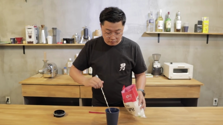 바리스타가-알려주는-초간단-아이스-믹스커피-레시피-5개!!!-7-이미지