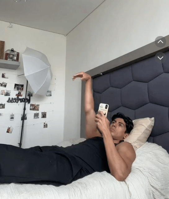 나만-하는-건-줄-알았는데-전세계-사람들-다-하고-있었던-행동...gif-1-이미지