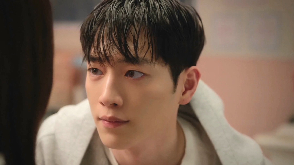 월간남친-검도부-선배-서강준.gif-2-이미지