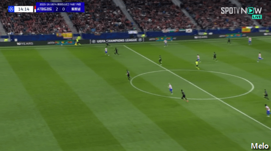 골키퍼와-수비의-3연속-미스로-전반-15분만에-3골-먹히는-토트넘.gif-3-이미지